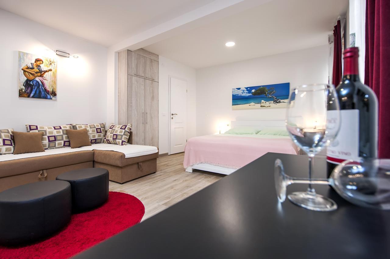 La Svalba Rooms & Studios Rovinj Luaran gambar