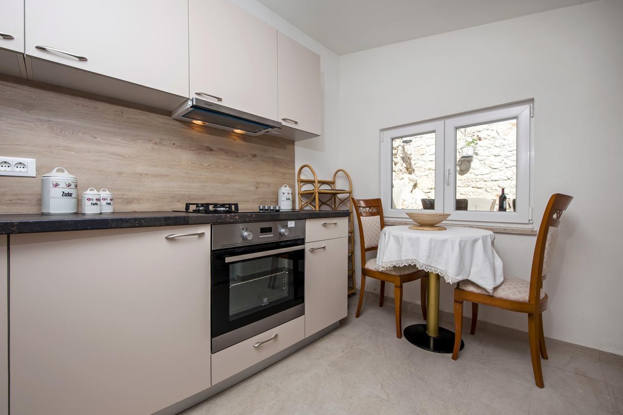 La Svalba Rooms & Studios Rovinj Luaran gambar