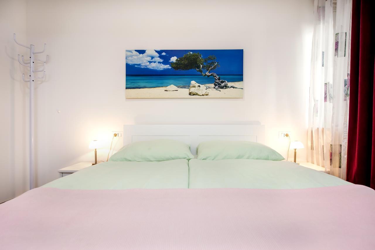 La Svalba Rooms & Studios Rovinj Luaran gambar