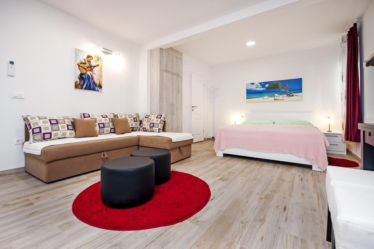 La Svalba Rooms & Studios Rovinj Luaran gambar