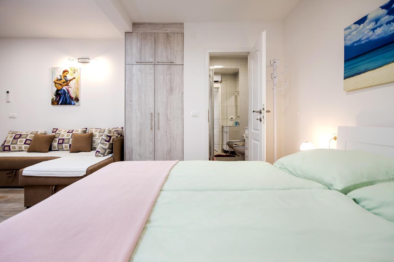 La Svalba Rooms & Studios Rovinj Luaran gambar