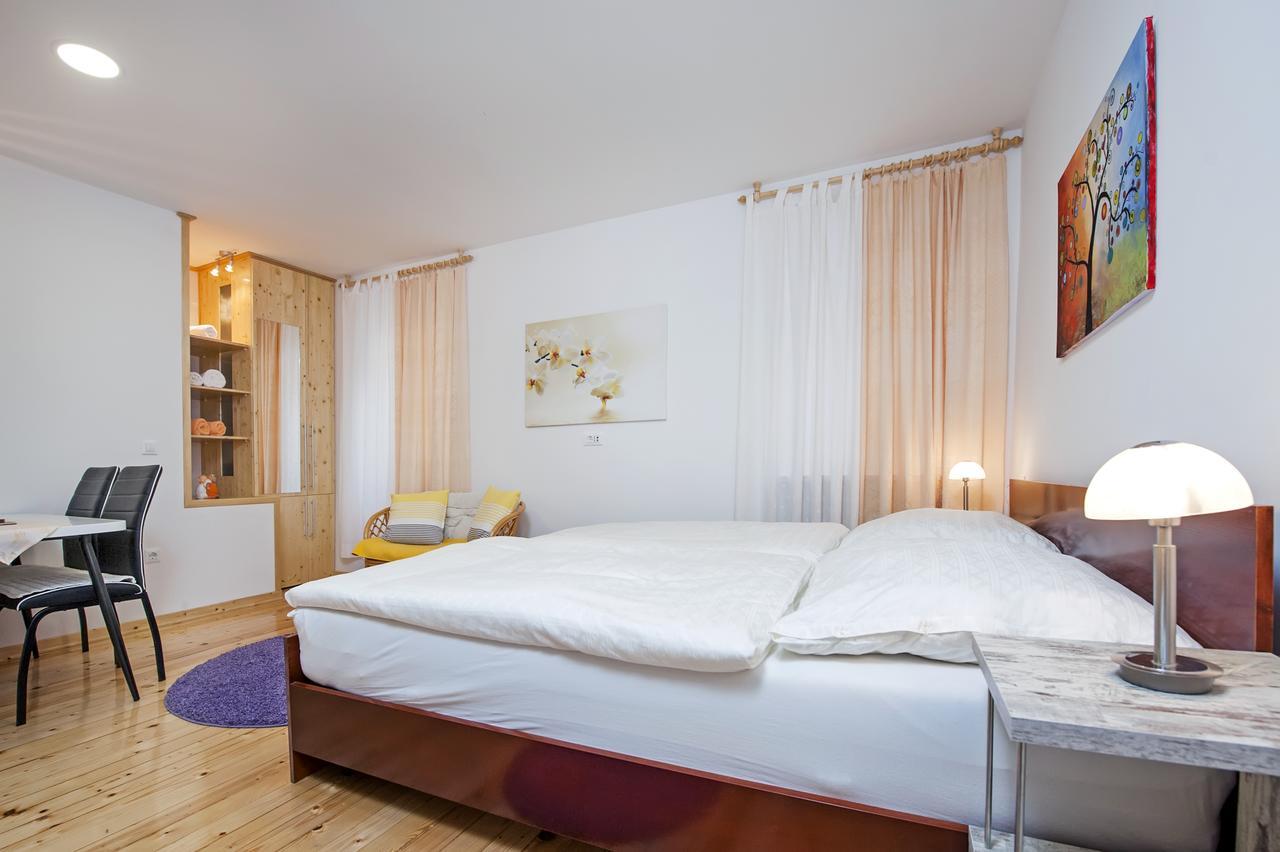 La Svalba Rooms & Studios Rovinj Luaran gambar