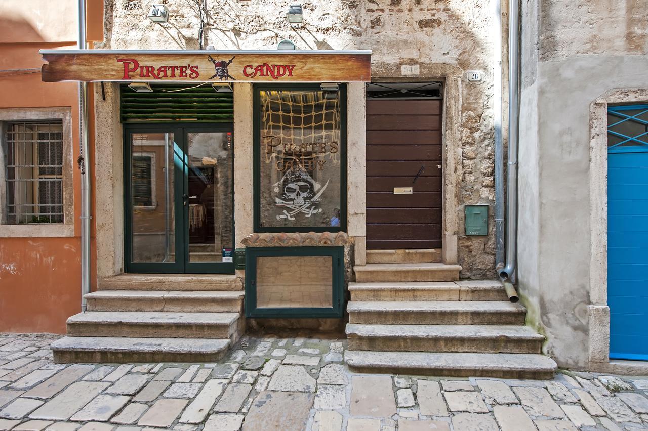 La Svalba Rooms & Studios Rovinj Luaran gambar